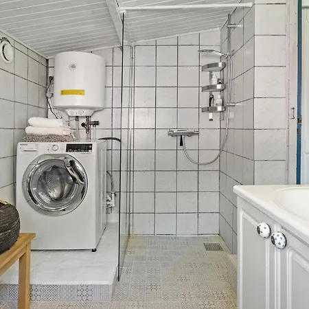 4 Bedroom Gorgeous In Rodby