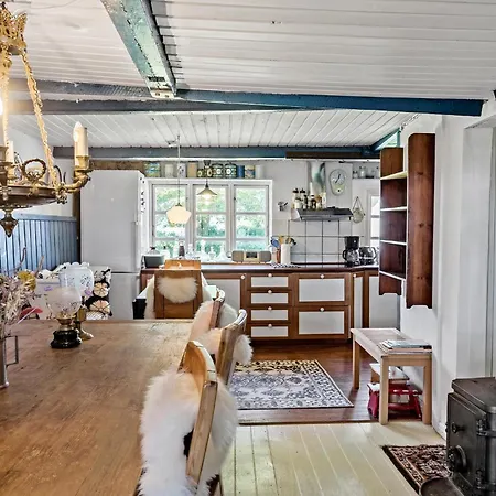 4 Bedroom Gorgeous In